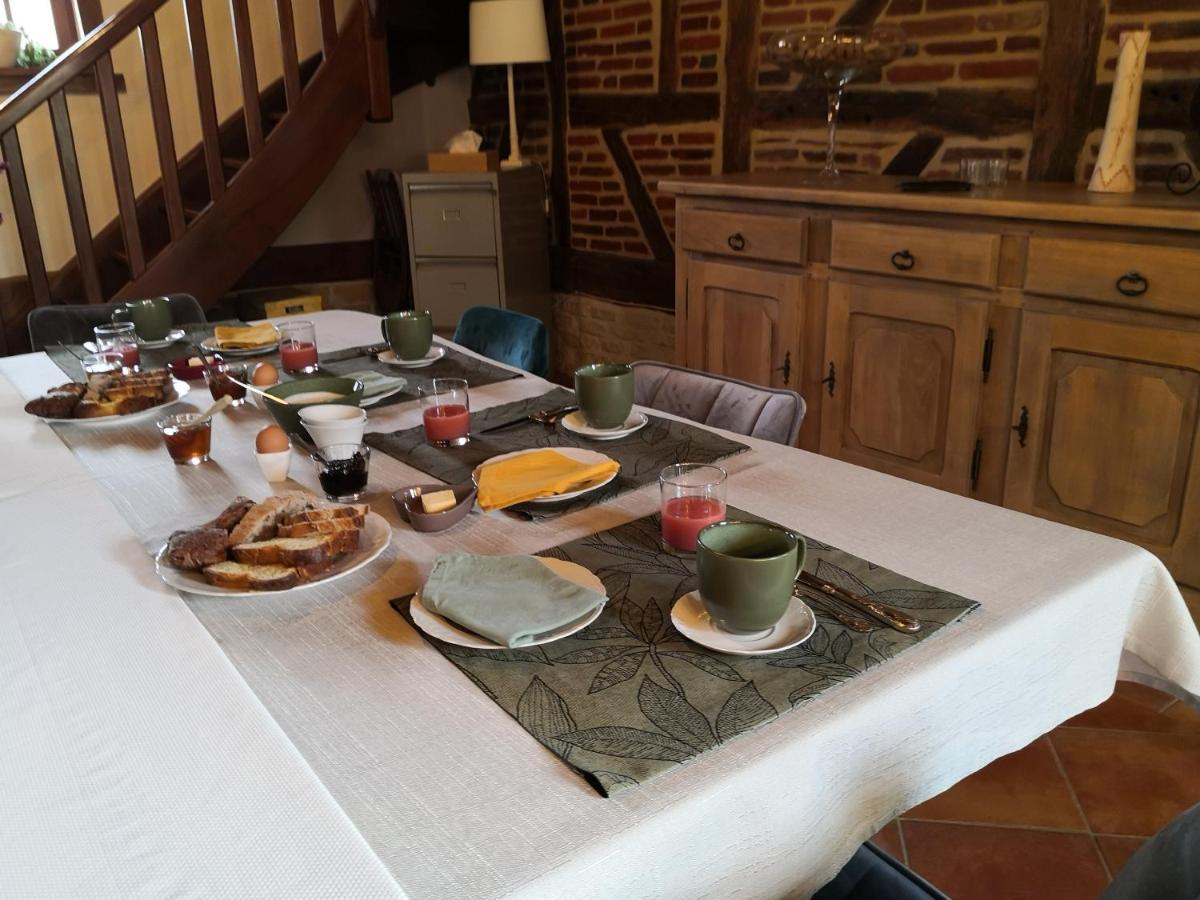 La Ferme De La Terve Bed and Breakfast Bruailles Eksteriør billede