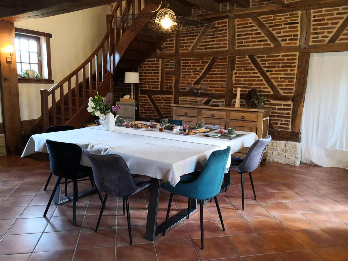 La Ferme De La Terve Bed and Breakfast Bruailles Eksteriør billede