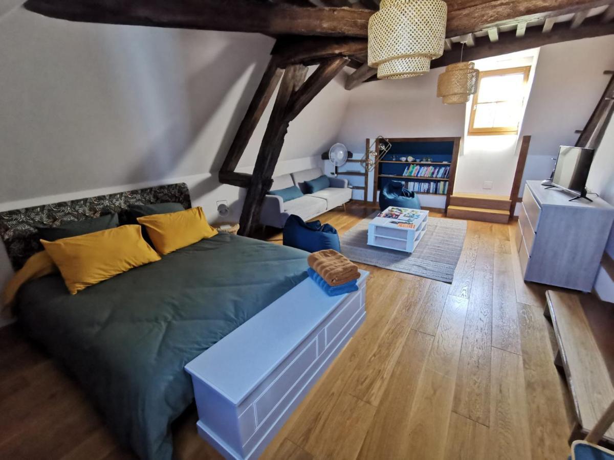 La Ferme De La Terve Bed and Breakfast Bruailles Eksteriør billede